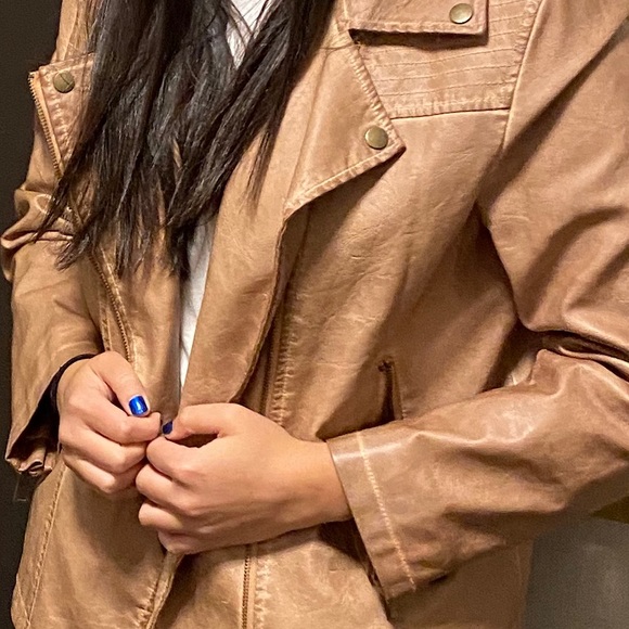 Brown Leather Jacket made in China! Sharp throw on casually - Picture 4 of 5